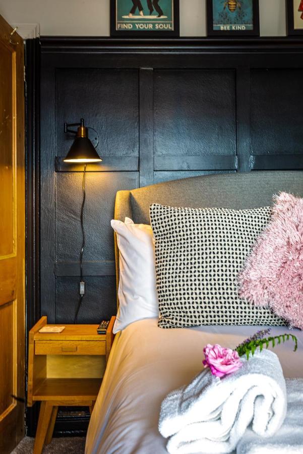 Stylish Romantic Country Escape Near Chester Christleton المظهر الخارجي الصورة
