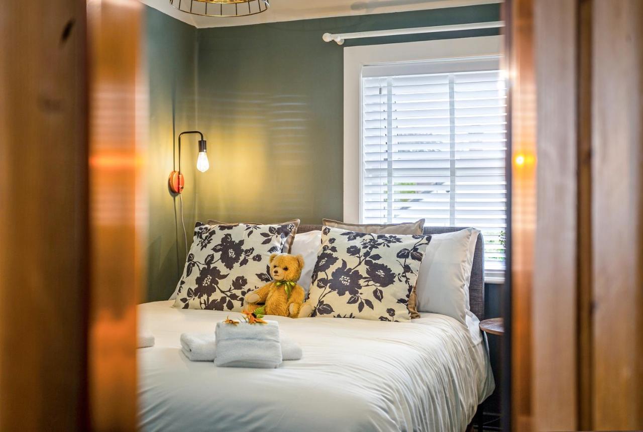 Stylish Romantic Country Escape Near Chester Christleton المظهر الخارجي الصورة