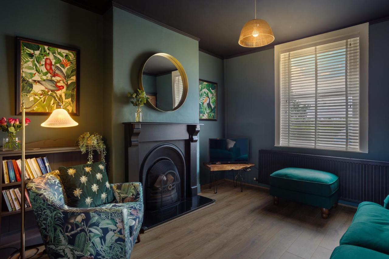 Stylish Romantic Country Escape Near Chester Christleton المظهر الخارجي الصورة